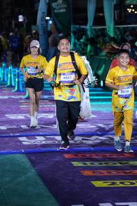 BIB: 3459, 4051, 3528
                            <button type="button" onclick="openModal(26225534)" class="btn btn-primary btn-sm float-right btn-popup" data-toggle="modal" data-target=".modal-high-quality">
                        <i class="fas fa-shopping-cart"></i> Add to Cart
                    </button>
                                            <button type="button" onclick="isThisMe(26225534, true)" class="btn btn-success btn-sm float-right btn-popup btn-isme hidden" data-toggle="tooltip" data-placement="bottom" title="นี่คือรูปของคุณใช่ไหม คลิกที่นี่เพื่อเอาเข้าอัลบั้ม">
                        <i class="fas fa-plus"></i> Add to album
                    </button>
                    <button type="button" onclick="isThisMe(26225534, false)" class="btn btn-warning btn-sm float-right btn-popup btn-isnotme hidden">
                        <i class="fas fa-ban"></i> Remove from album
                    </button>